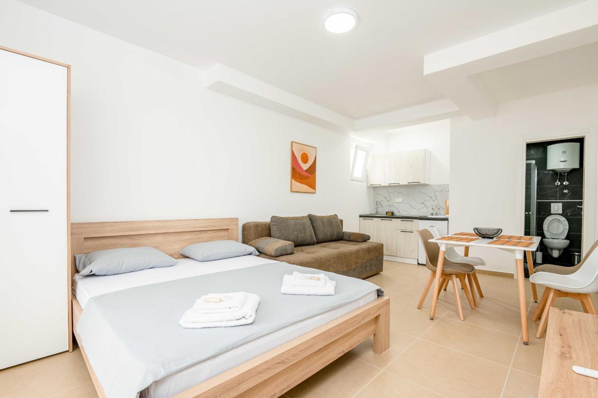 Apartments Milivojevic Бар Екстер'єр фото