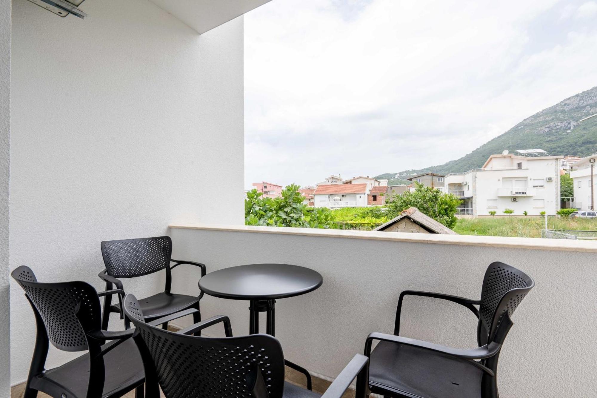 Apartments Milivojevic Бар Екстер'єр фото
